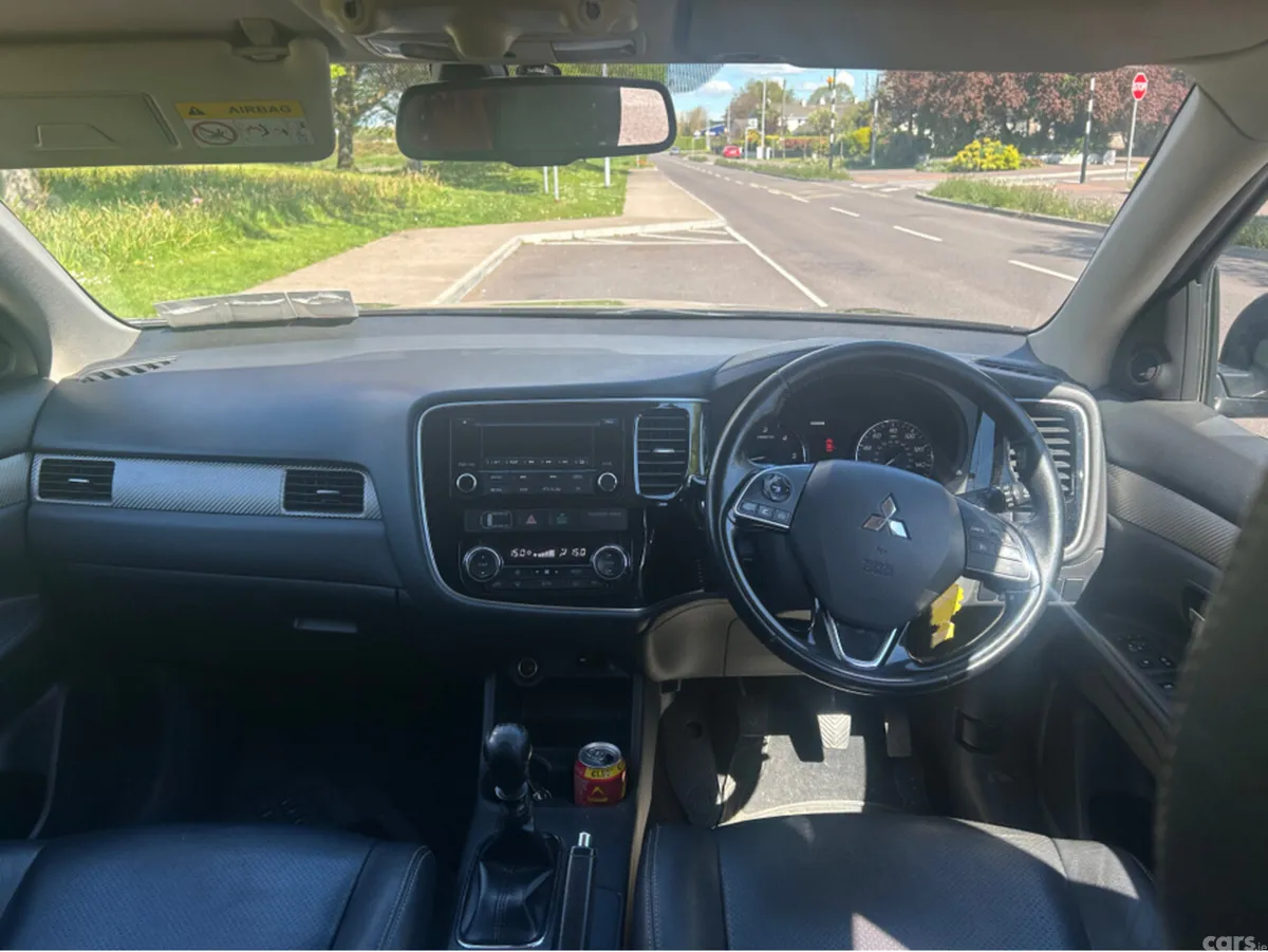 Mitsubishi Outlander Estate, Diesel, 2015, Brown