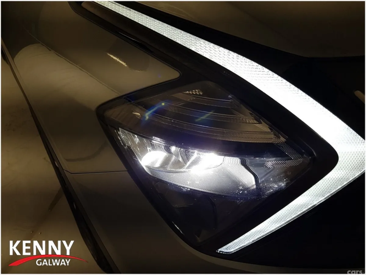 Kia Sportage MPV, Diesel, 2022, Grey