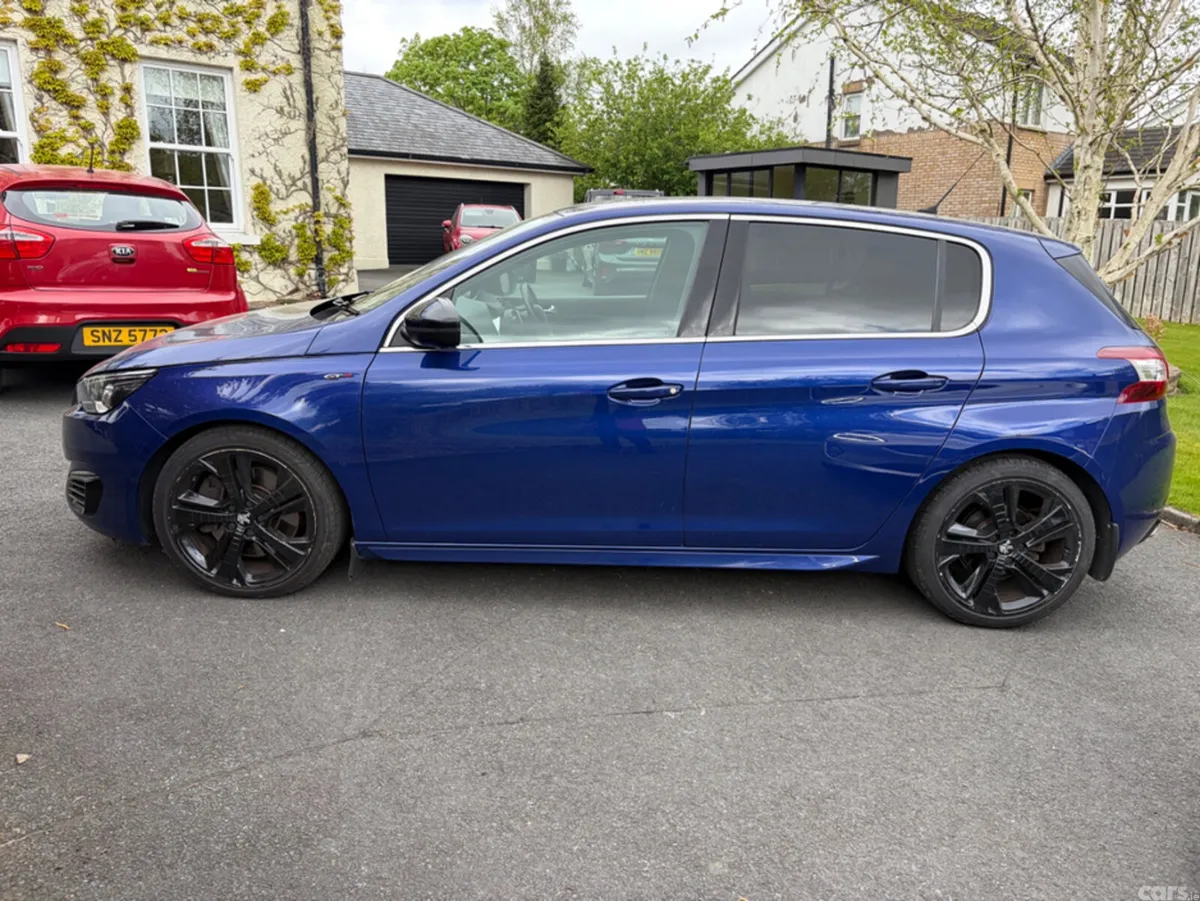 Peugeot 308 Hatchback, Diesel, 2017, Blue