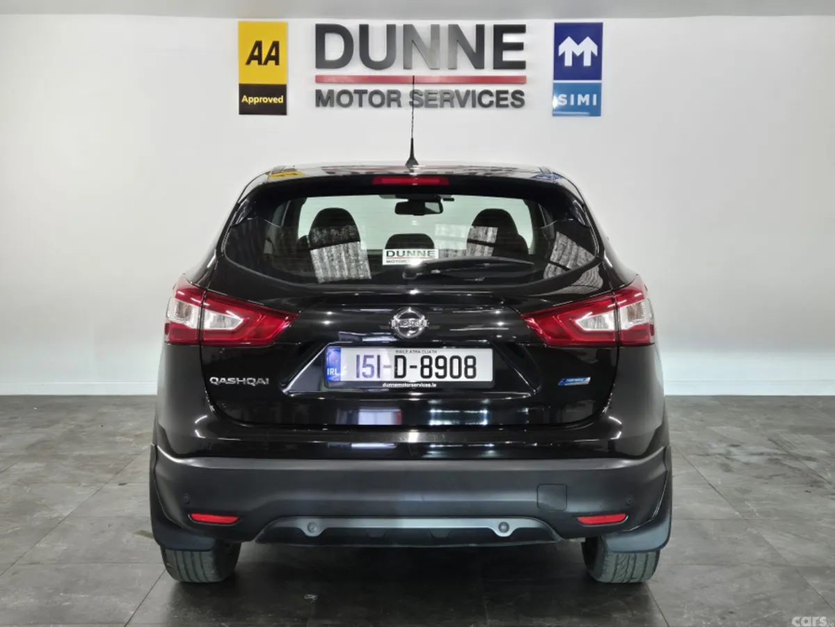 Nissan Qashqai MPV, Diesel, 2015, Black