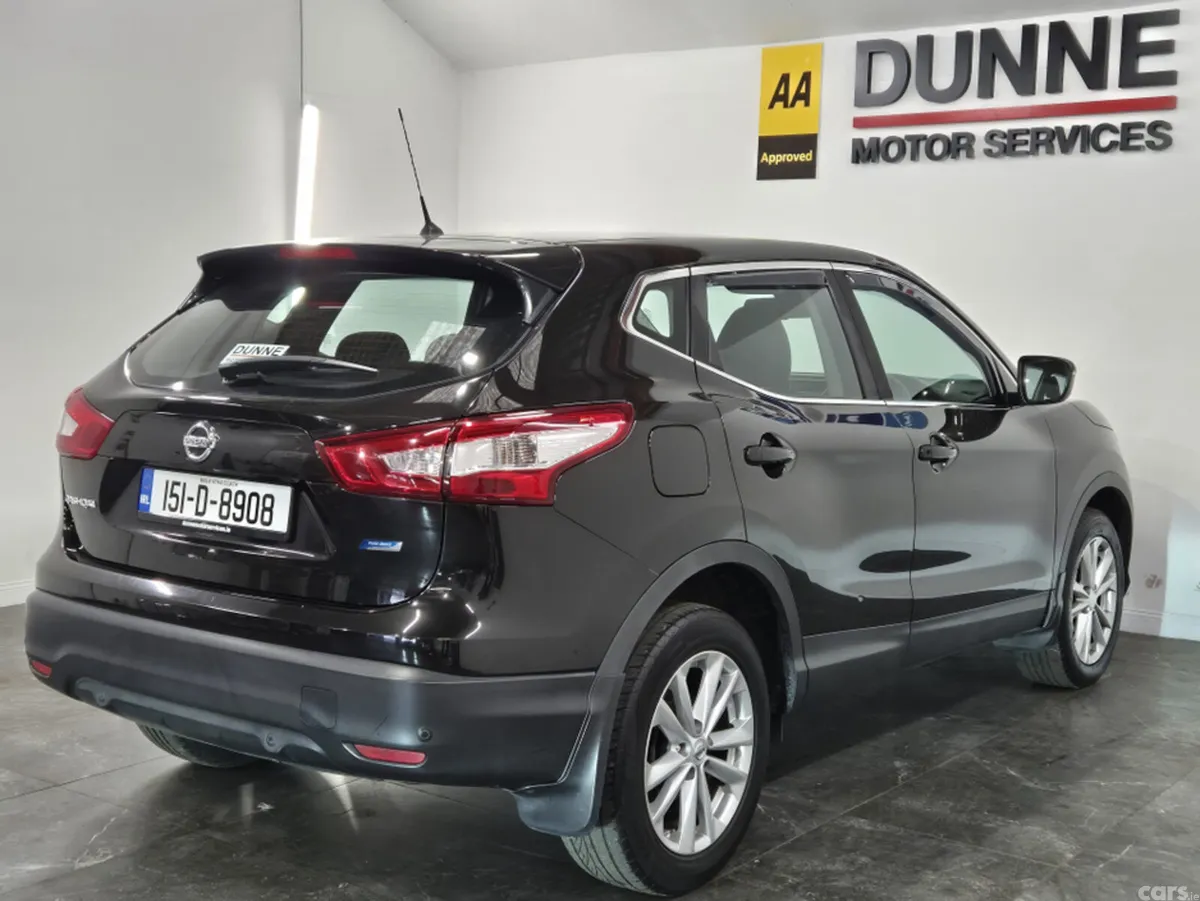 Nissan Qashqai MPV, Diesel, 2015, Black