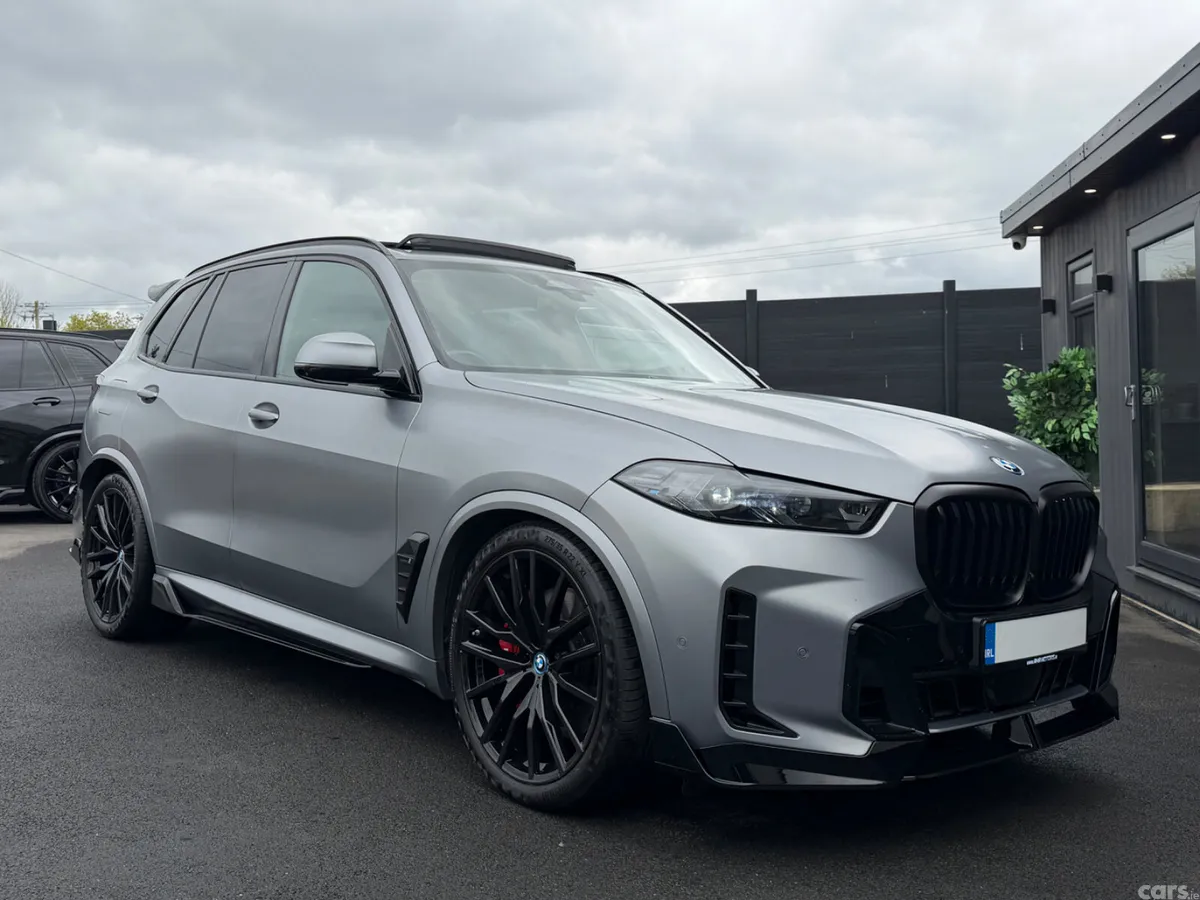 BMW X5 SUV, Petrol Hybrid, 2023, Grey