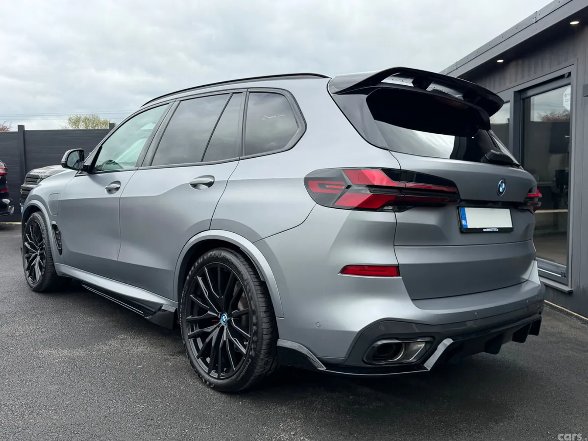 BMW X5 SUV, Petrol Hybrid, 2023, Grey