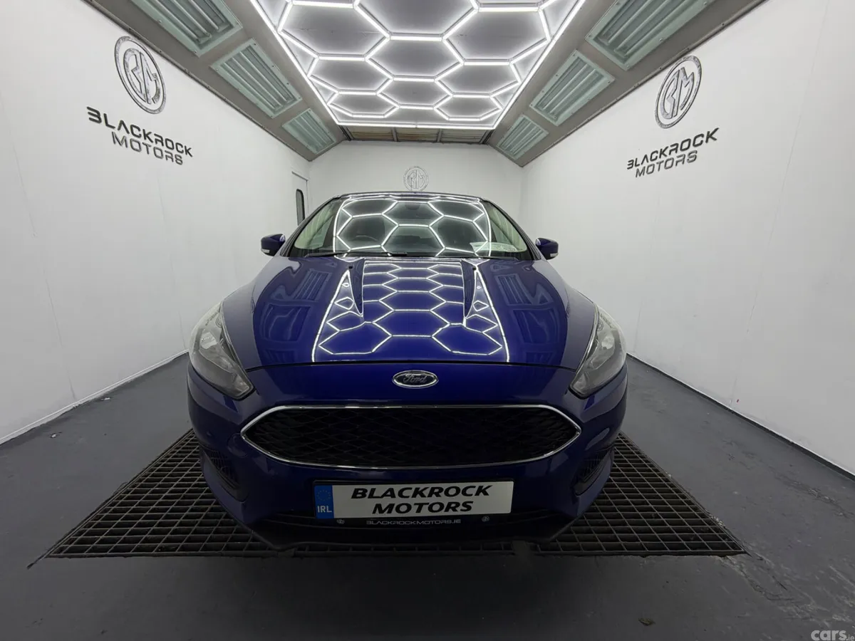 Ford Focus Hatchback, Petrol, 2015, Blue