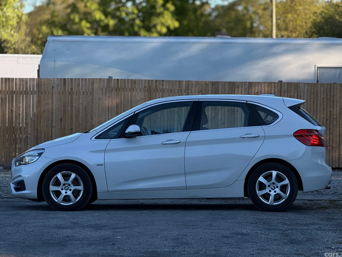 BMW 2-Series Hatchback, Diesel, 2016, White