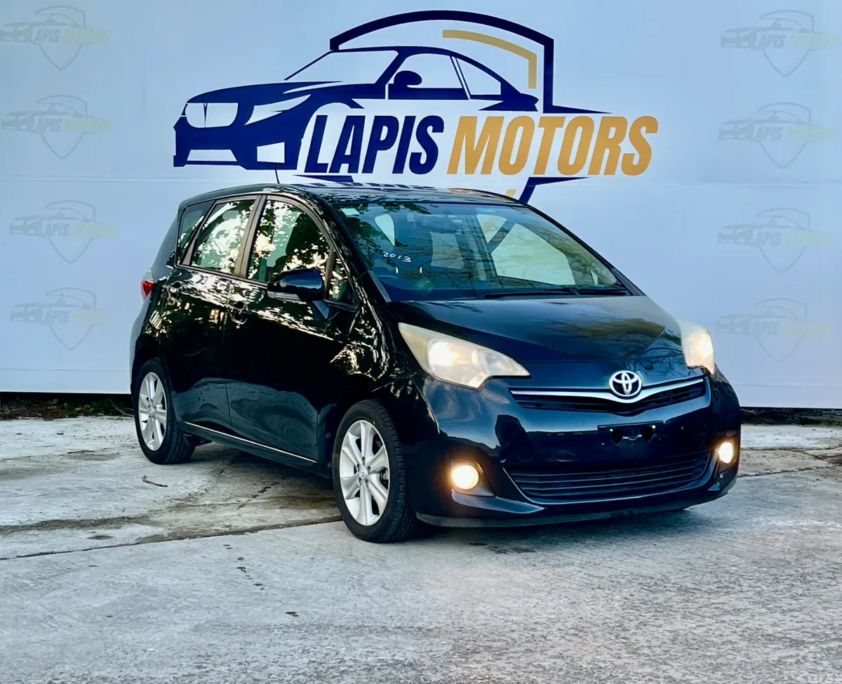 Toyota Ractis Hatchback, Petrol, 2013, Black