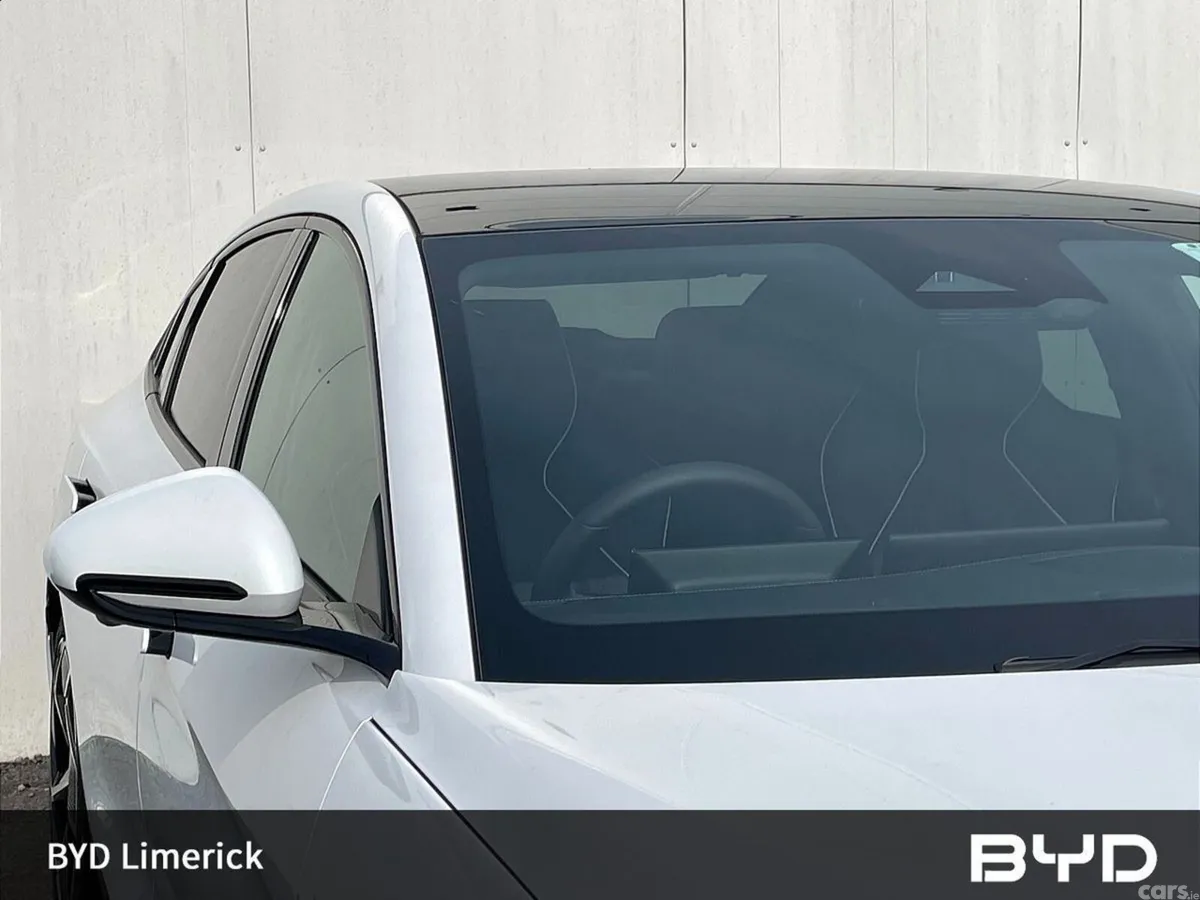 BYD SEAL Saloon, Electric, 2025, White
