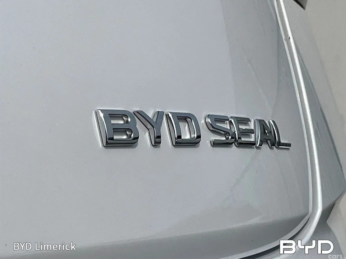 BYD SEAL Saloon, Electric, 2025, White