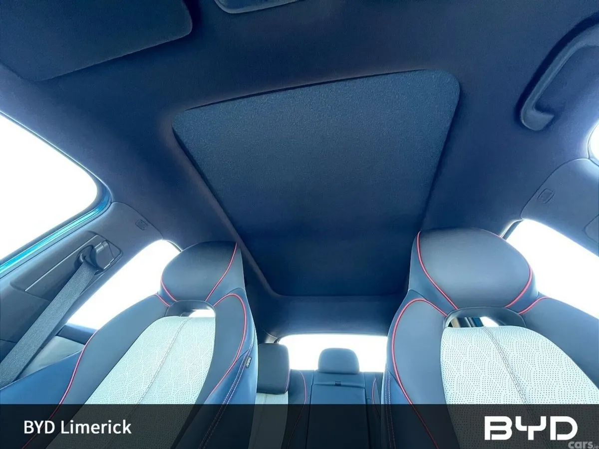 BYD ATTO 3 MPV, Electric, 2024, Blue
