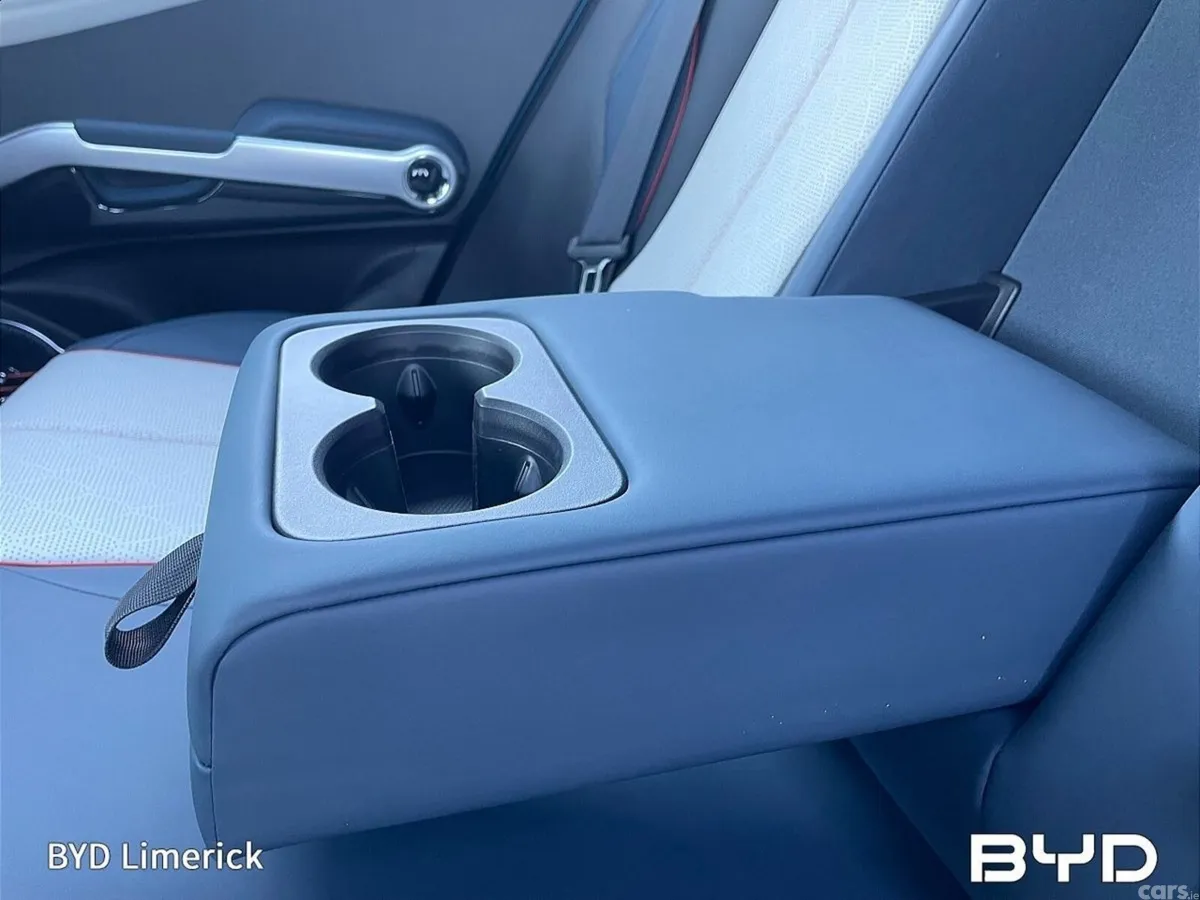 BYD ATTO 3 MPV, Electric, 2024, Blue