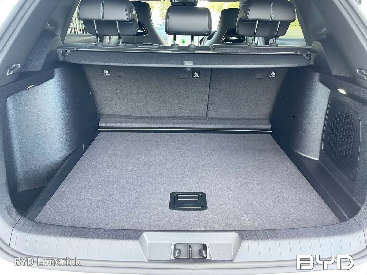 BYD SEAL U SUV, Petrol Hybrid, 2025, White