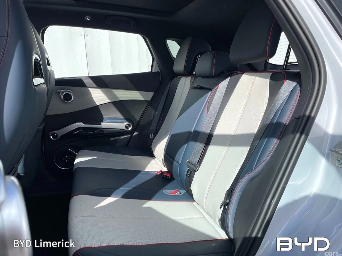 BYD ATTO 3 SUV, Electric, 2025, Silver