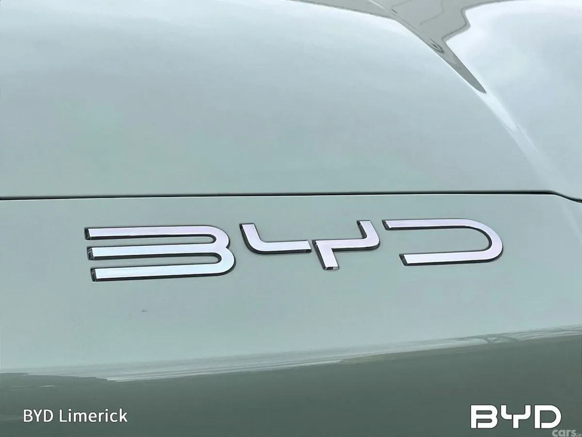 BYD SEAL Hatchback, Electric, 2025, Green