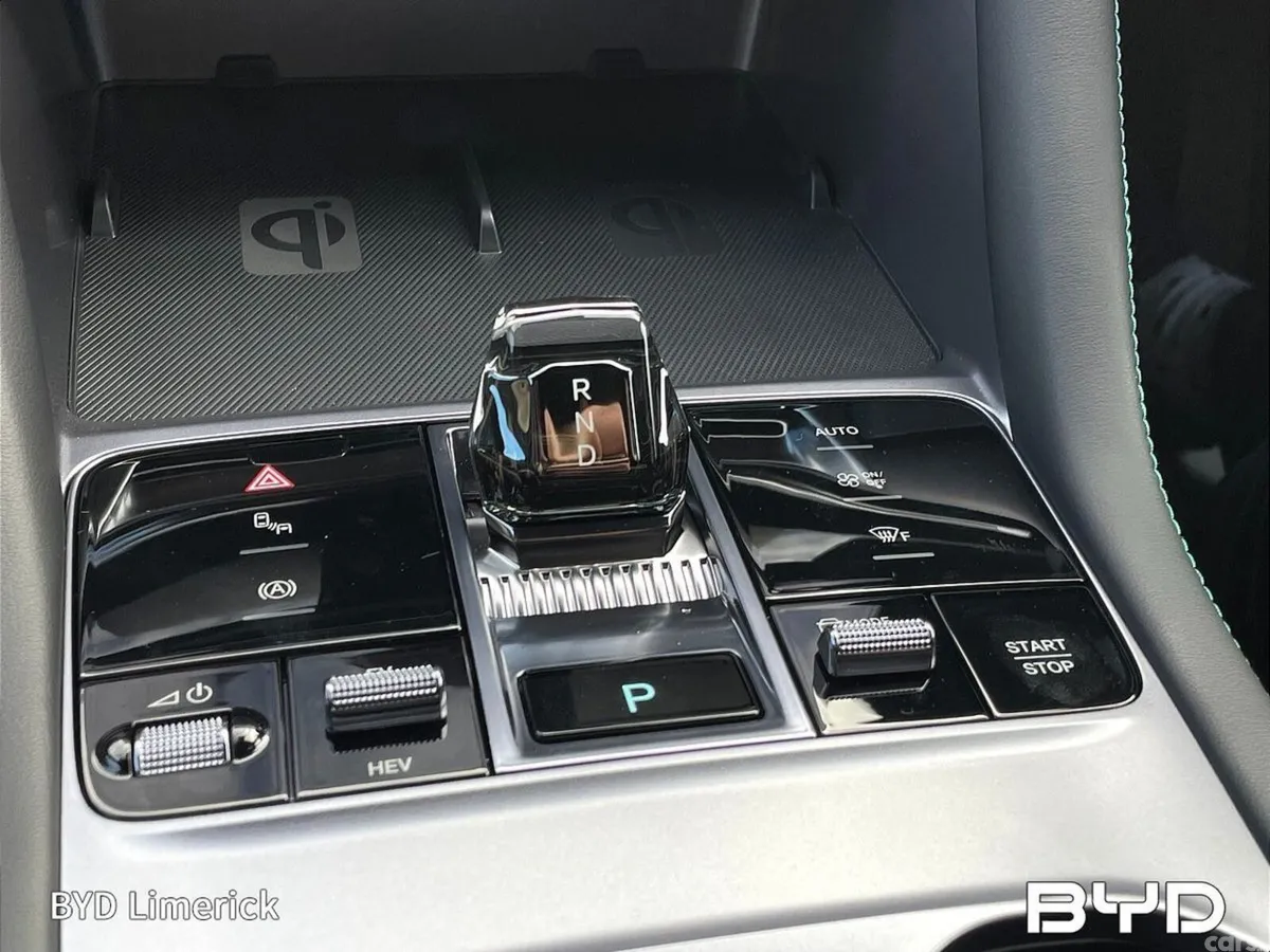 BYD SEAL U SUV, Petrol Plug-in Hybrid, 2024, Blue