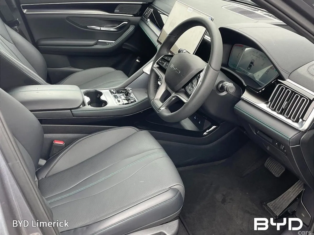 BYD SEAL U SUV, Petrol Plug-in Hybrid, 2024, Grey