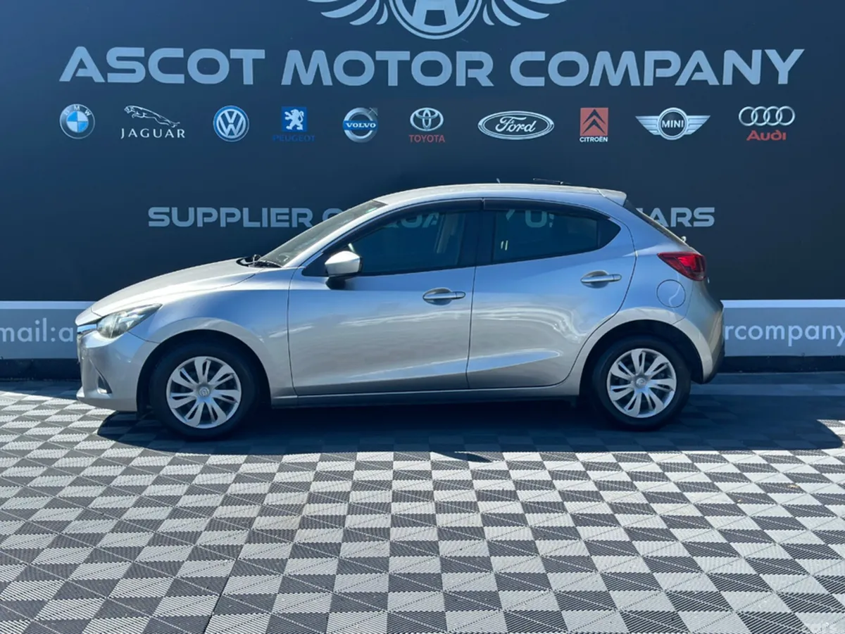 Mazda Demio Hatchback, Petrol, 2014, Grey