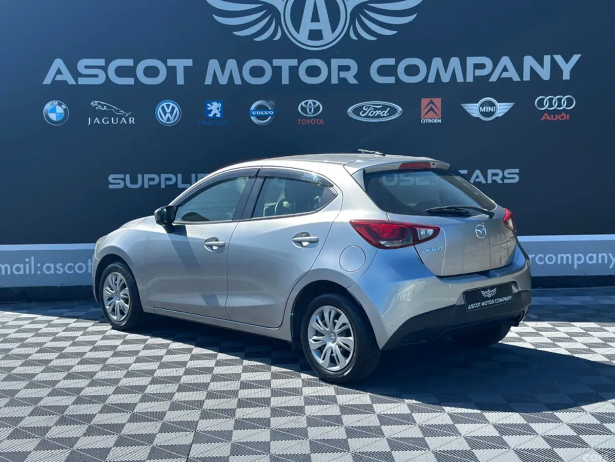 Mazda Demio Hatchback, Petrol, 2014, Grey