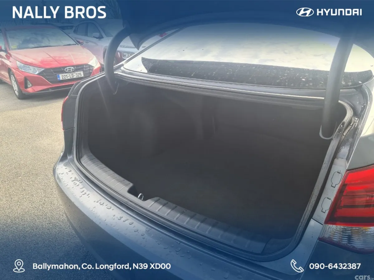 Hyundai i40 Saloon, Diesel, 2016, Silver
