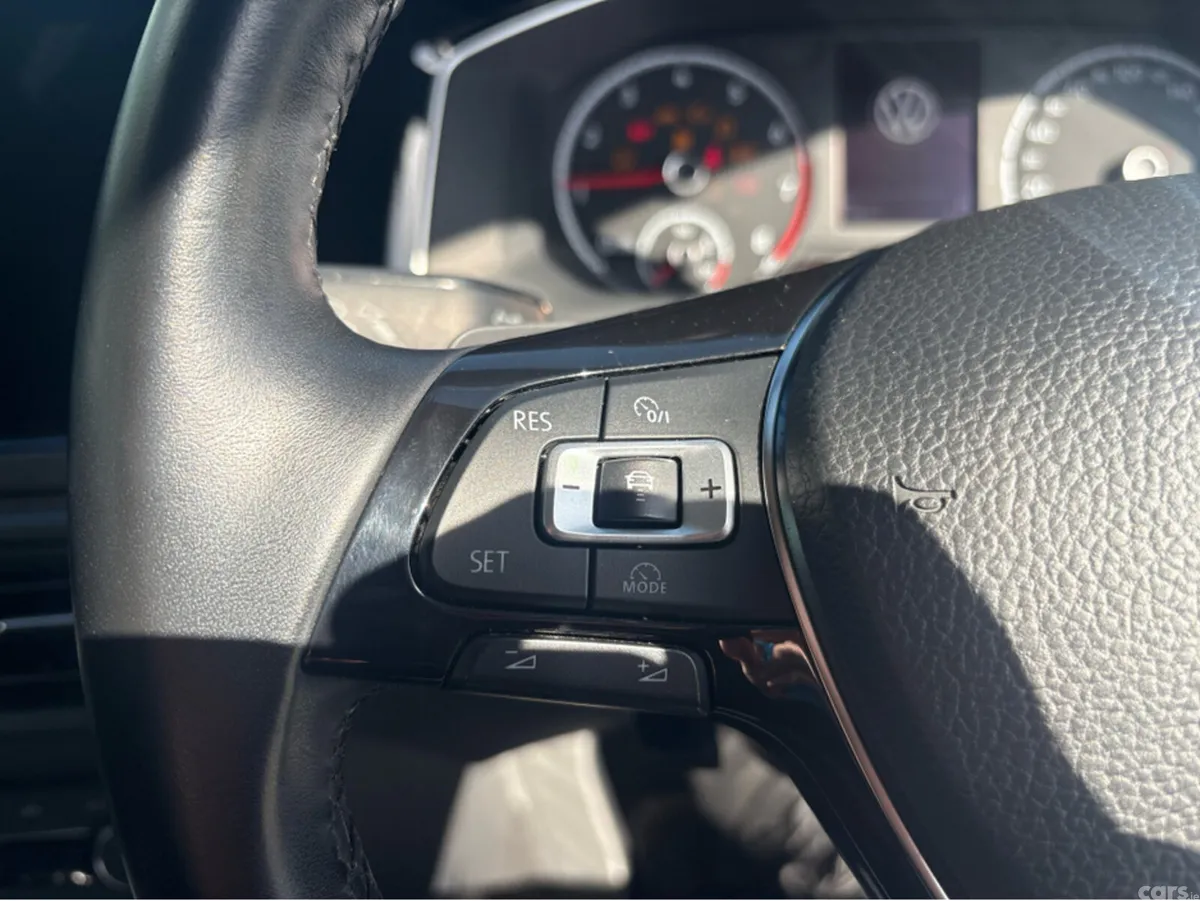 Volkswagen Polo Hatchback, Petrol, 2018, White