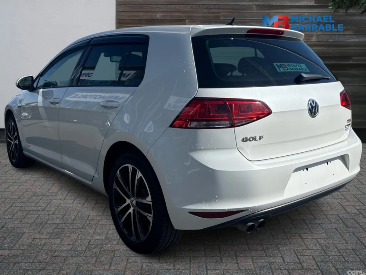 Volkswagen Golf Hatchback, Petrol, 2014, White