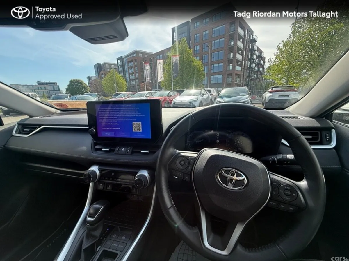 Toyota RAV4 SUV, Petrol Hybrid, 2023, Blue