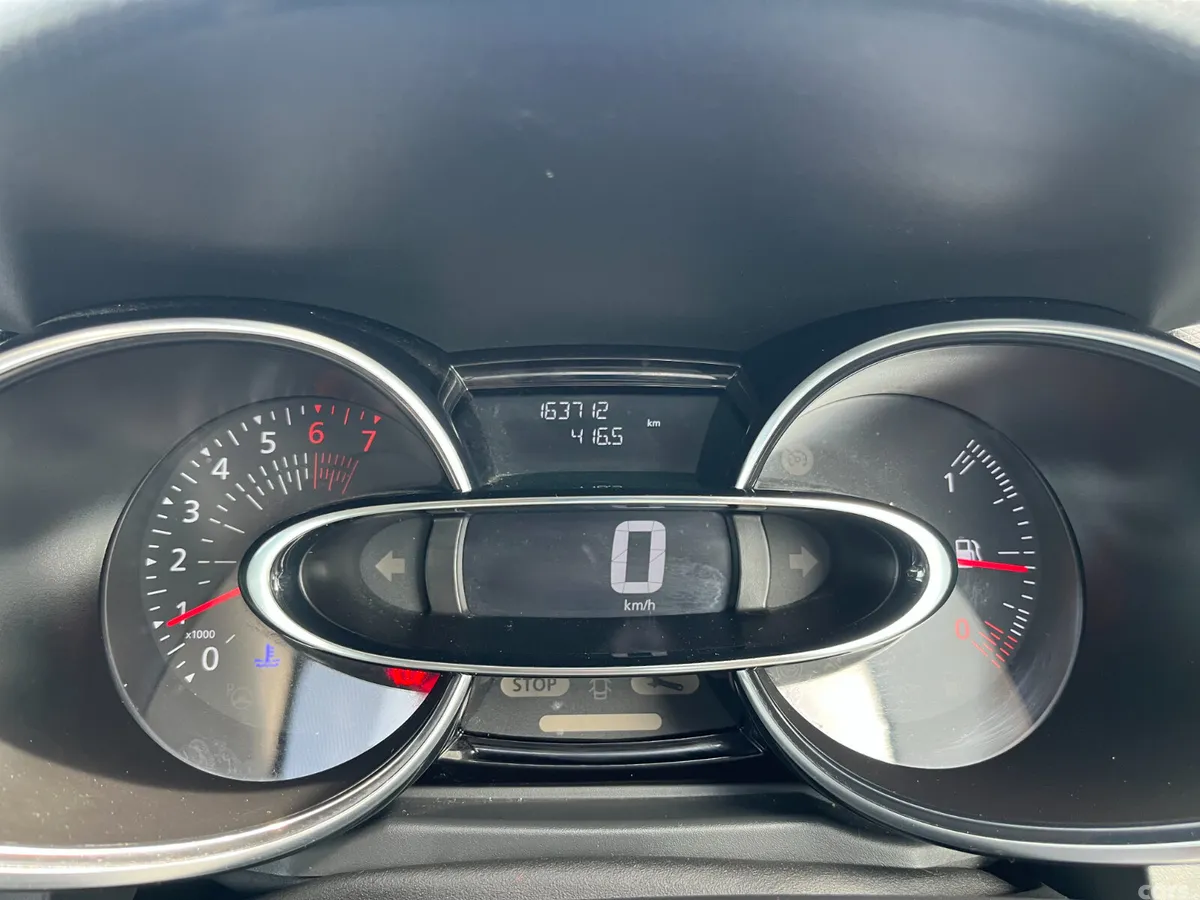 Renault Clio Hatchback, Petrol, 2019, Black