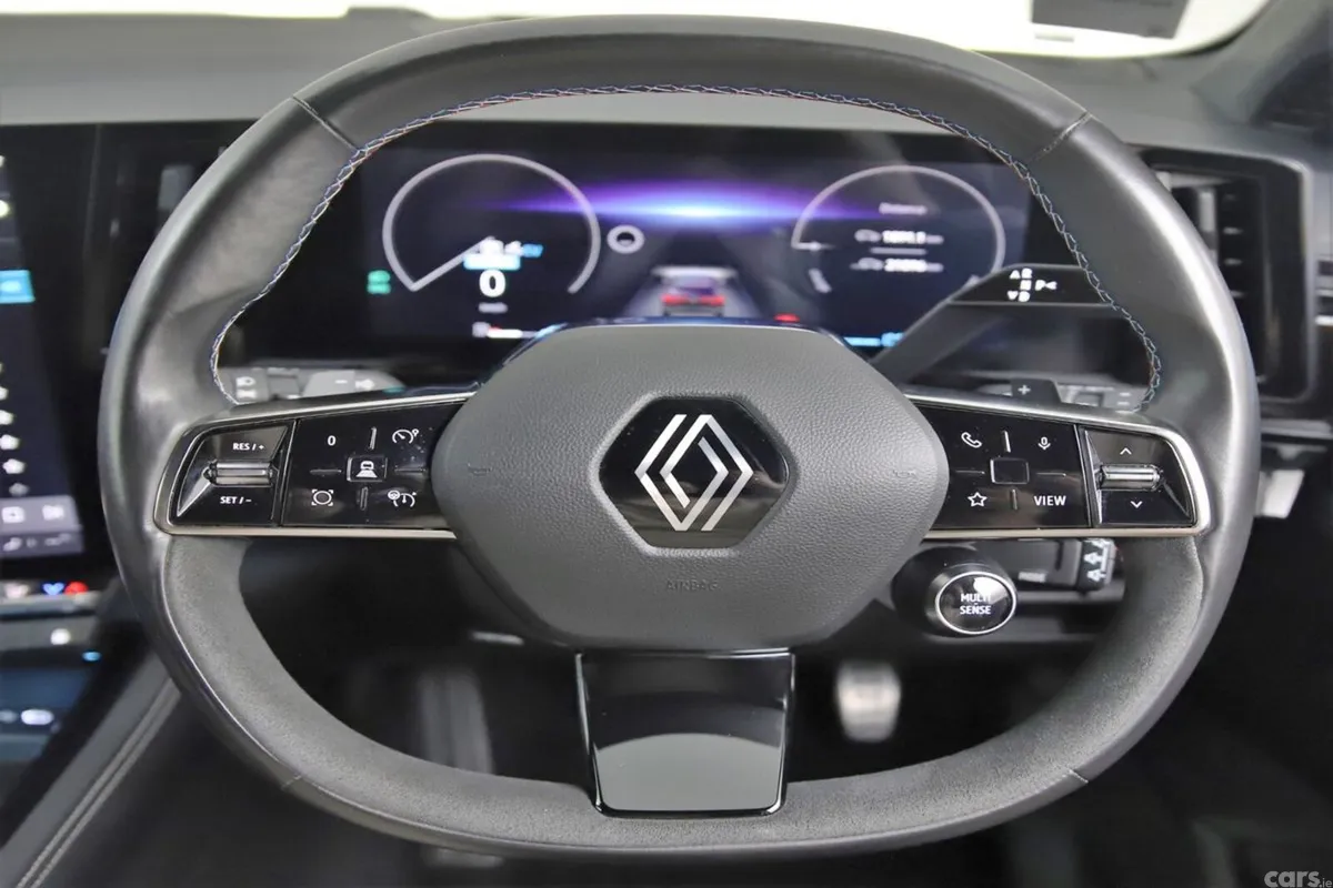 Renault Austral SUV, Petrol, 2025, Red