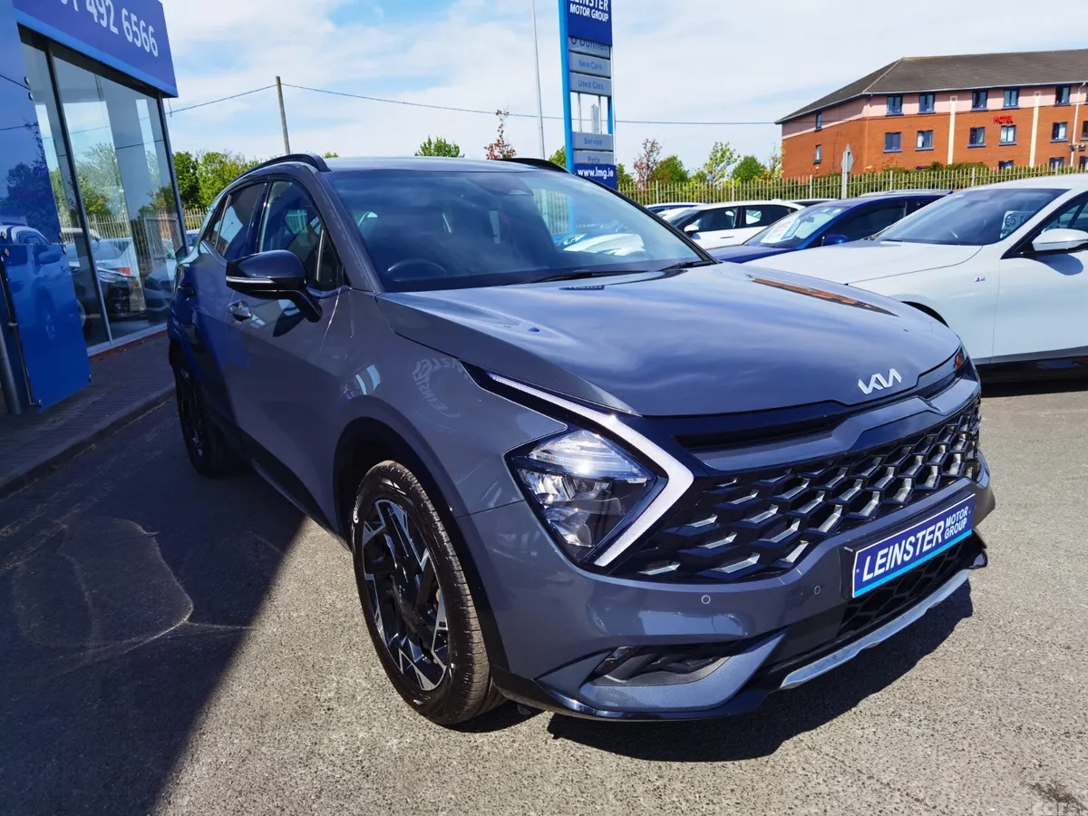 Kia Sportage SUV, Petrol Plug-in Hybrid, 2023, Grey