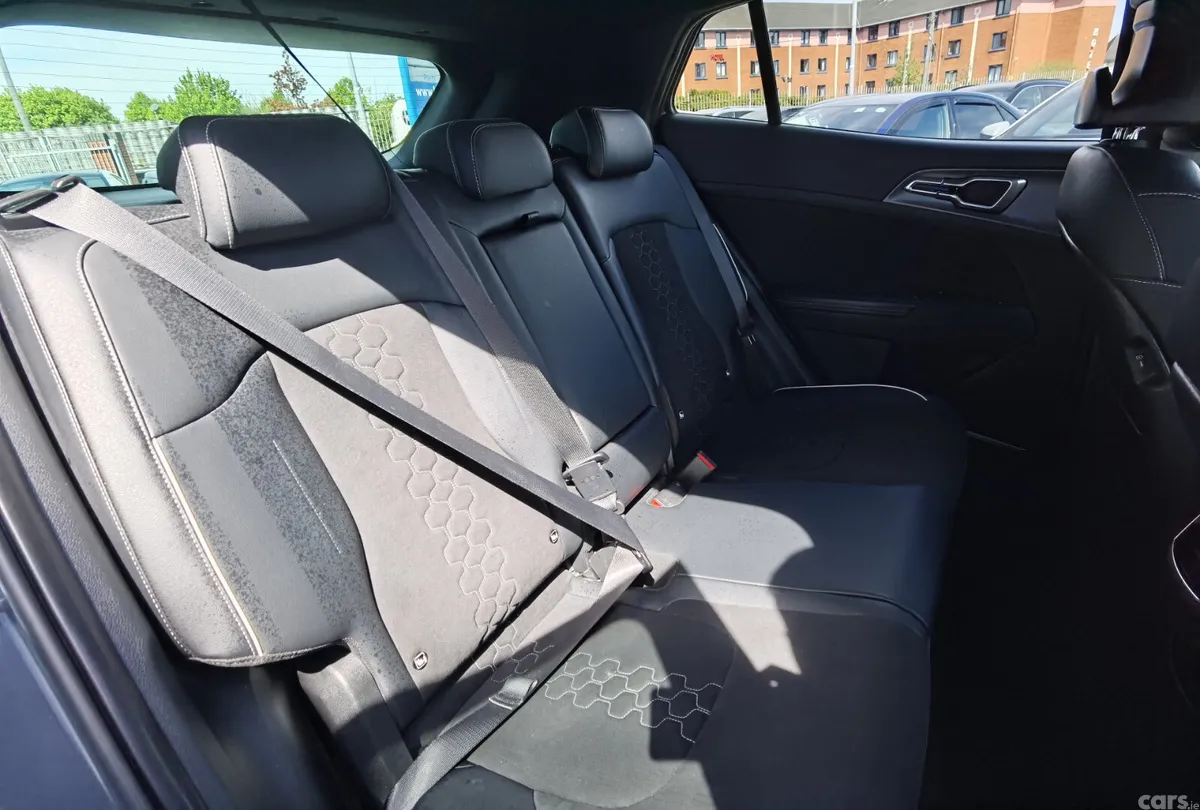 Kia Sportage SUV, Petrol Plug-in Hybrid, 2023, Grey