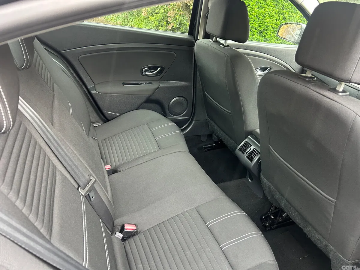 Renault Fluence Saloon, Diesel, 2016, Black