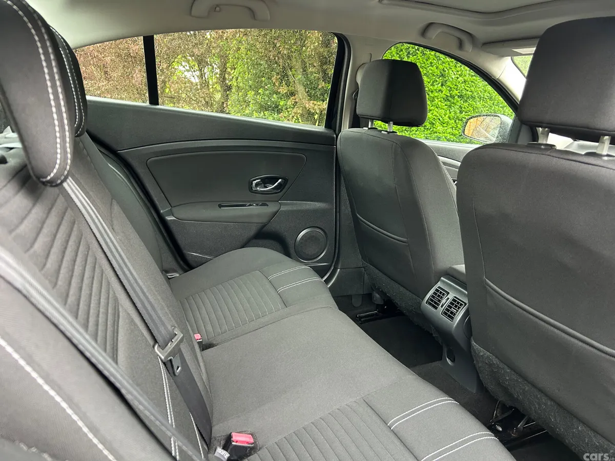 Renault Fluence Saloon, Diesel, 2016, Black