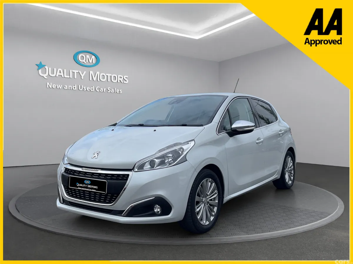 Peugeot 208 Hatchback, Petrol, 2018, White