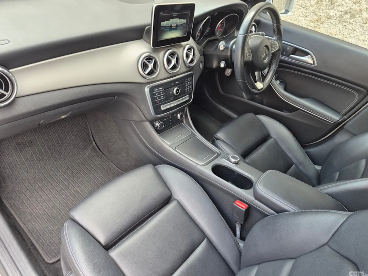 Mercedes-Benz CLA Saloon, Diesel, 2017, Grey