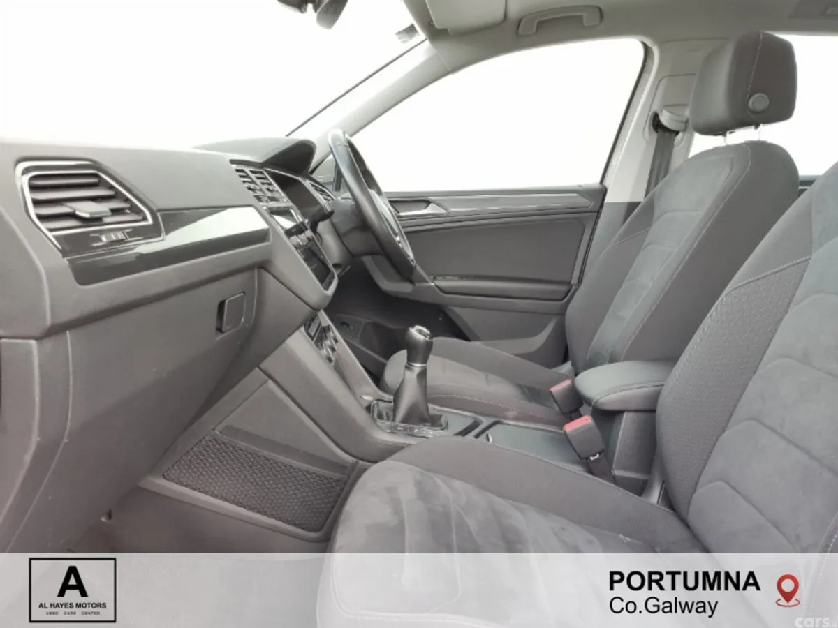 Volkswagen Tiguan SUV, Diesel, 2018, Gold