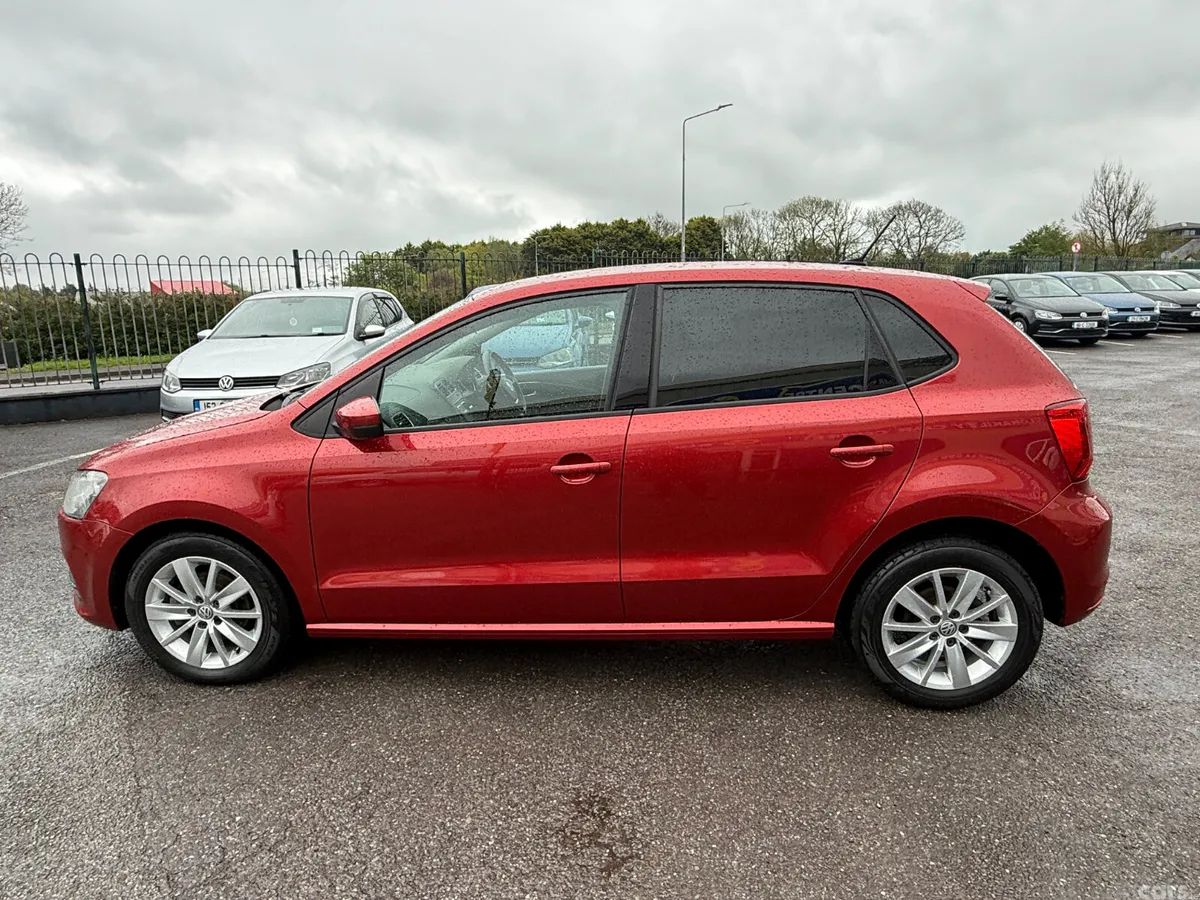 Volkswagen Polo Hatchback, Petrol, 2015, Red