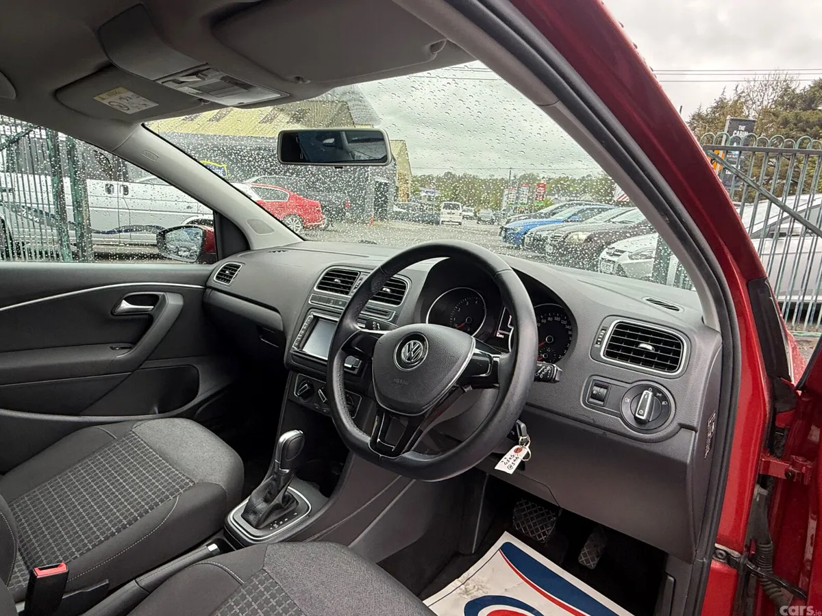 Volkswagen Polo Hatchback, Petrol, 2015, Red