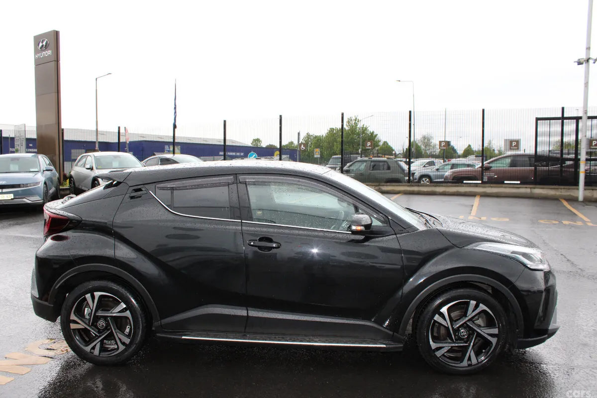 Toyota C-HR Hatchback, Petrol Hybrid, 2023, Black