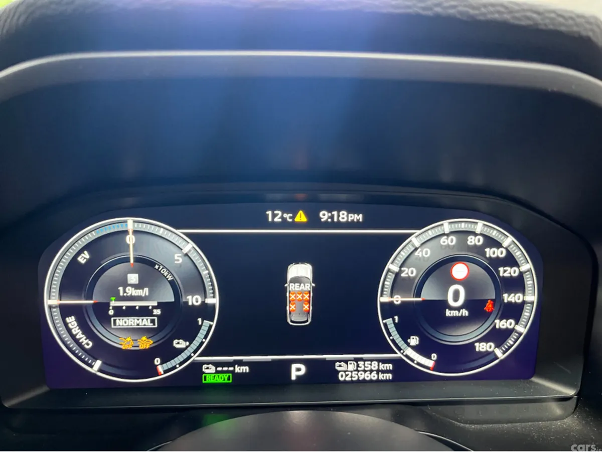 Mitsubishi Outlander SUV, Petrol Plug-in Hybrid, 2023, White