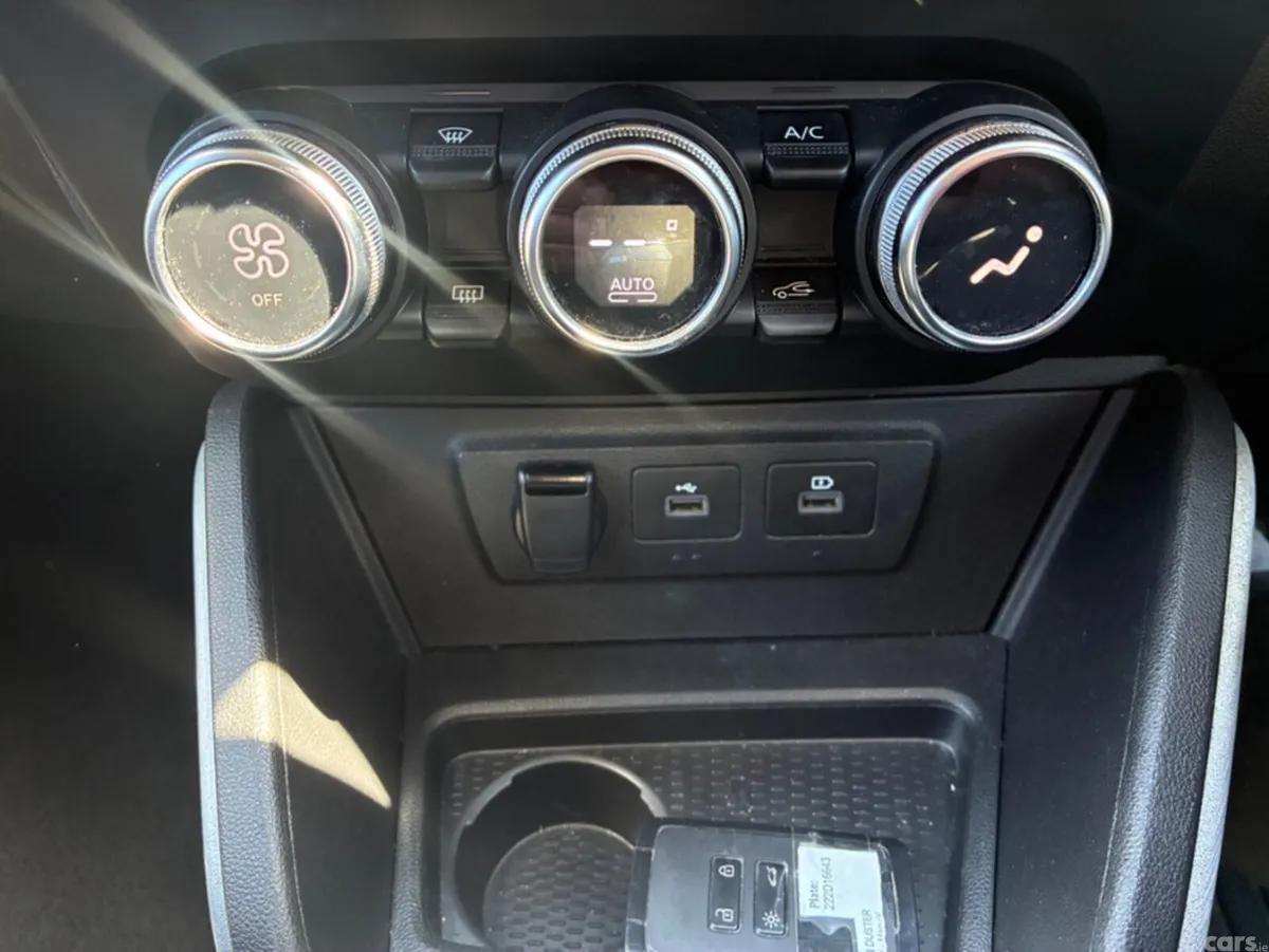 Dacia Duster MPV, Petrol, 2022, Black