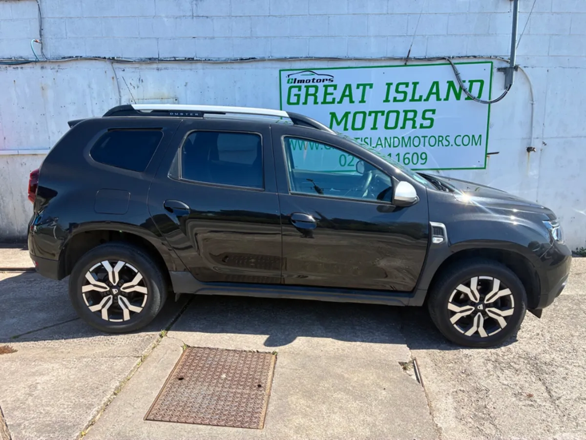 Dacia Duster MPV, Petrol, 2022, Black
