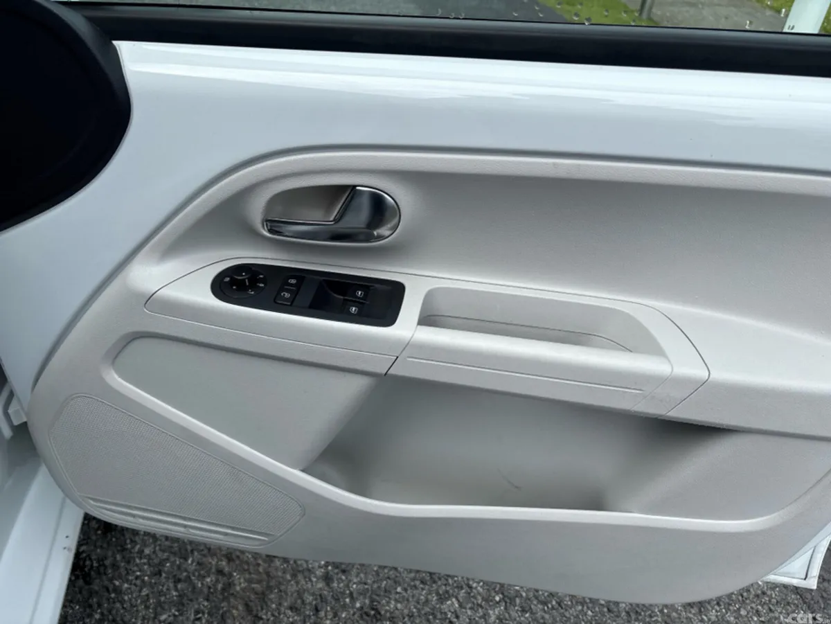 Volkswagen up! Hatchback, Petrol, 2017, White