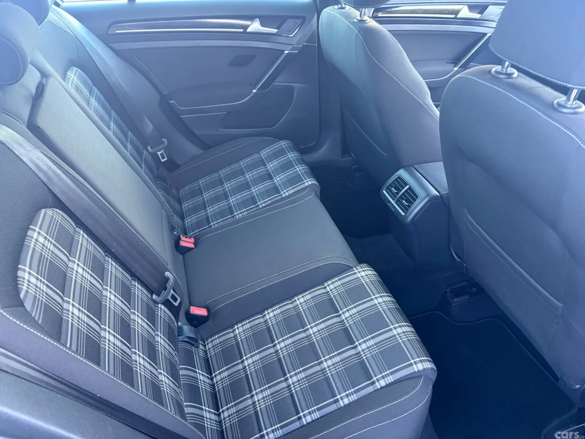 Volkswagen Golf Hatchback, Diesel, 2015, Blue