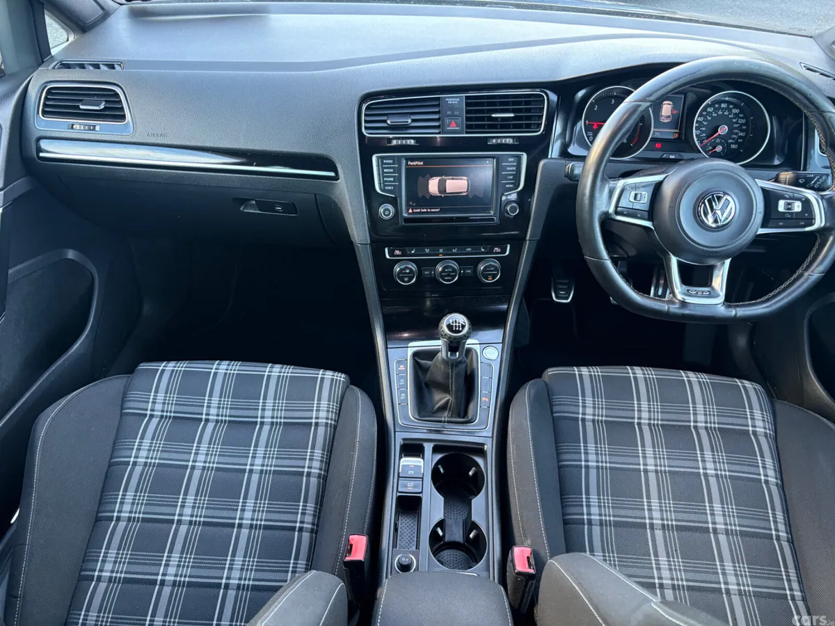 Volkswagen Golf Hatchback, Diesel, 2015, Blue