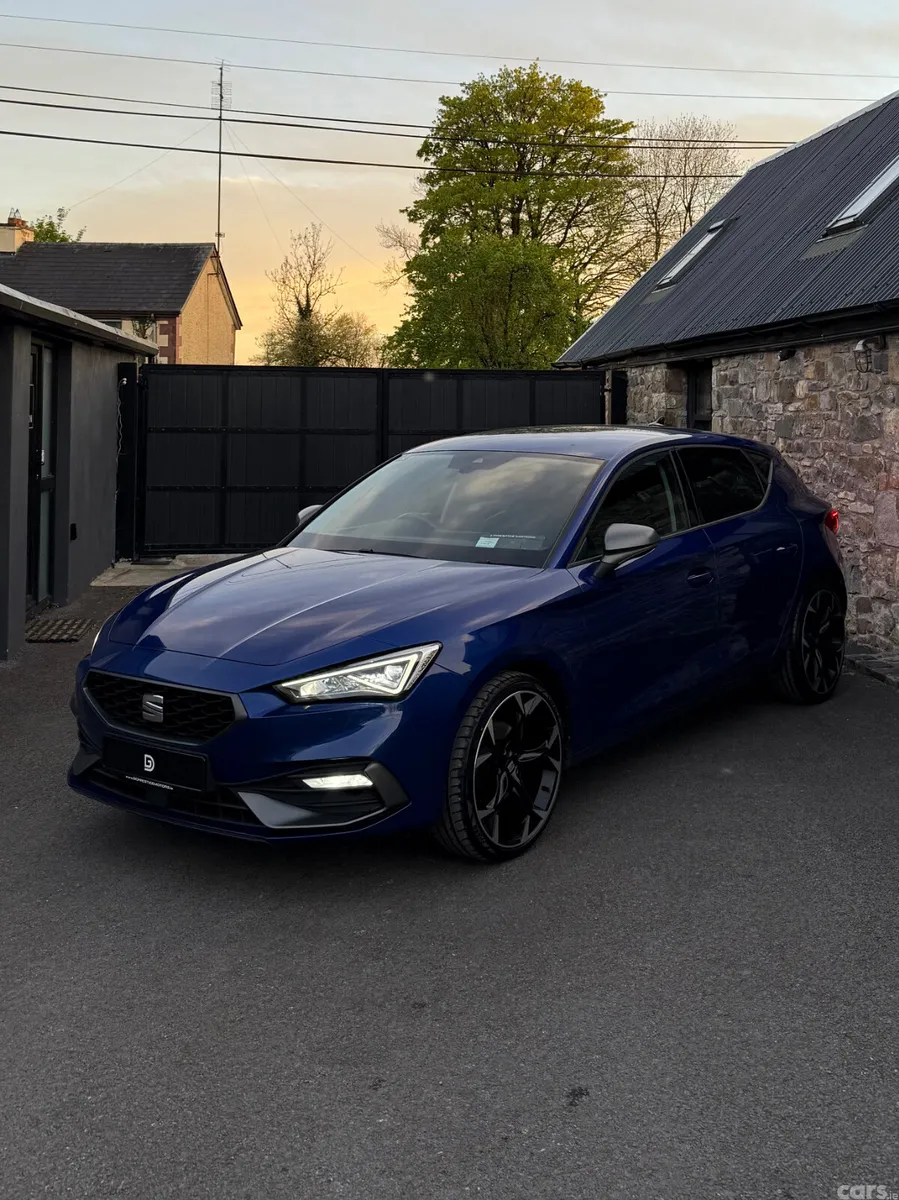 SEAT Leon Estate, Diesel, 2021, Blue