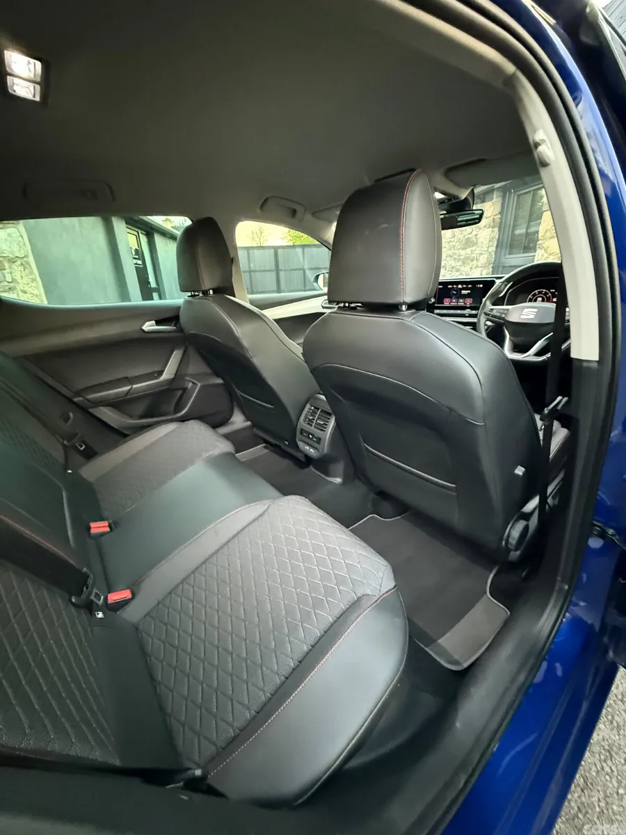 SEAT Leon Estate, Diesel, 2021, Blue