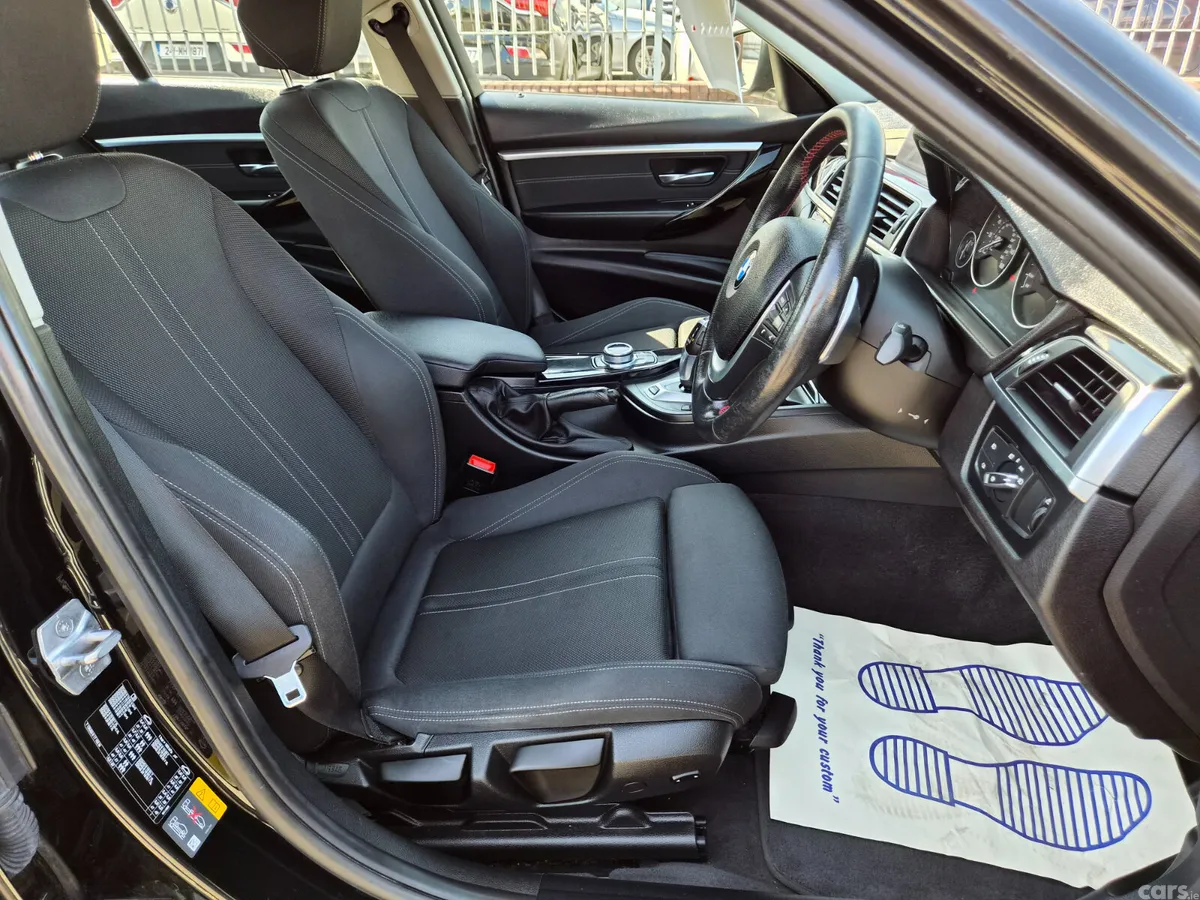 BMW 3-Series Saloon, Petrol Plug-in Hybrid, 2018, Black