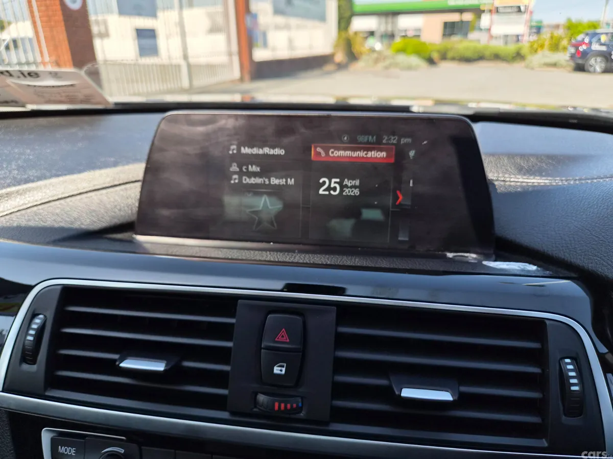 BMW 3-Series Saloon, Petrol Plug-in Hybrid, 2018, Black