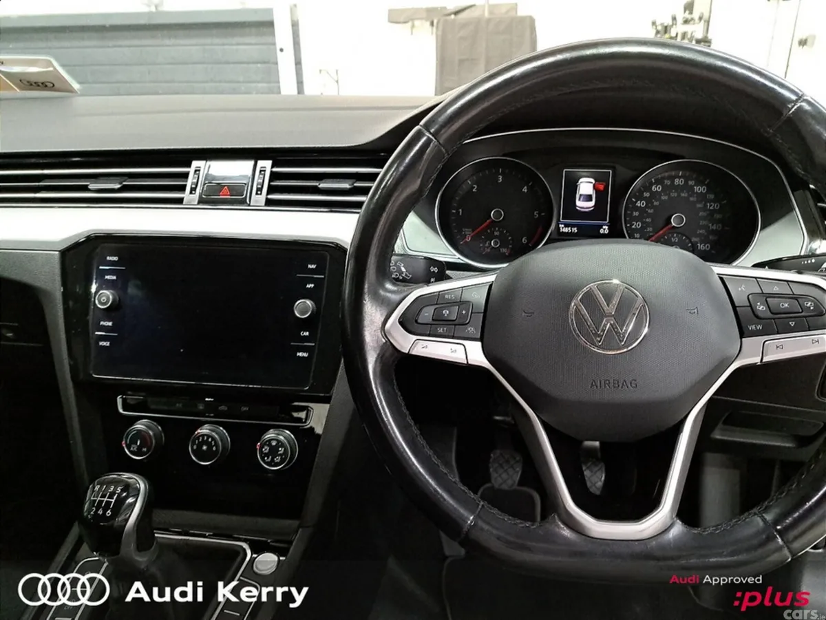 Volkswagen Passat Saloon, Diesel, 2021, Grey