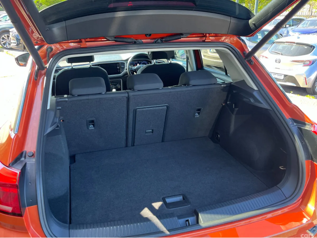 Volkswagen T-Roc SUV, Diesel, 2021, Orange