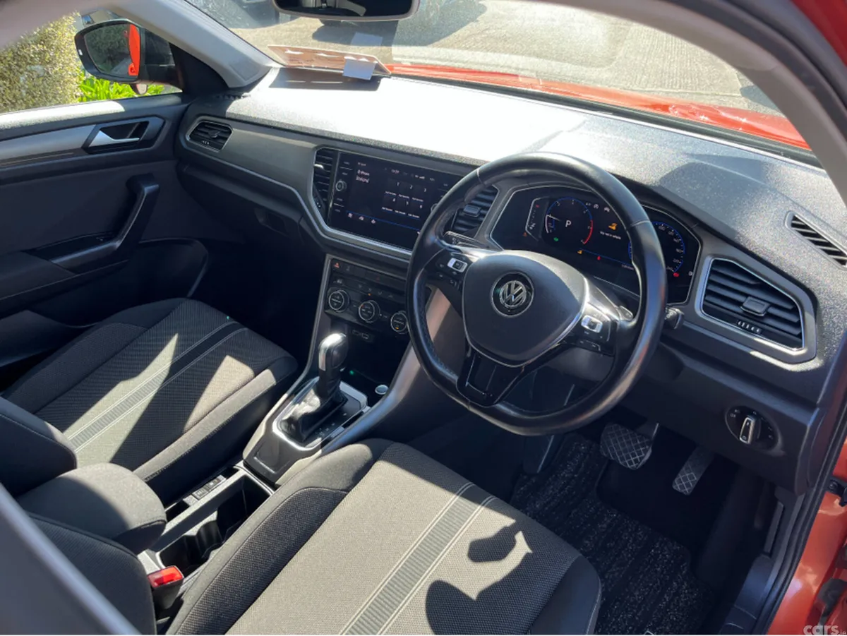 Volkswagen T-Roc SUV, Diesel, 2021, Orange
